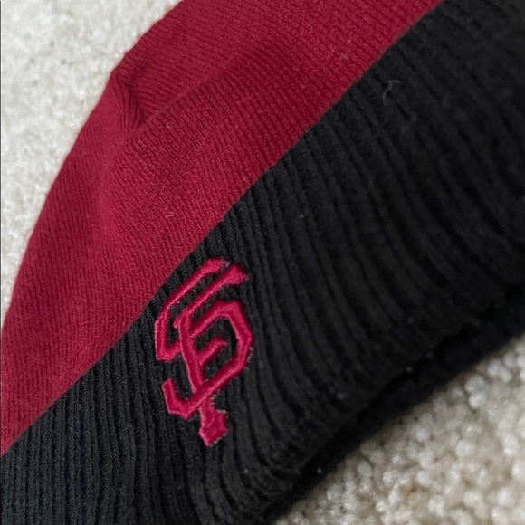 RARE SF GIANTS TWO TONE MAROON/BLACK BEANIE - Picture 4 of 6